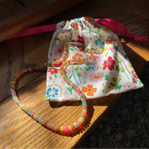 Susan Alexandra Chantilly Opal Necklace - Picture 2 of 12